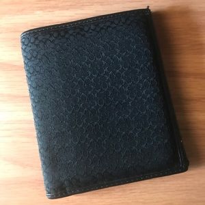 Coach wallet (men’s but also can be women’s)
